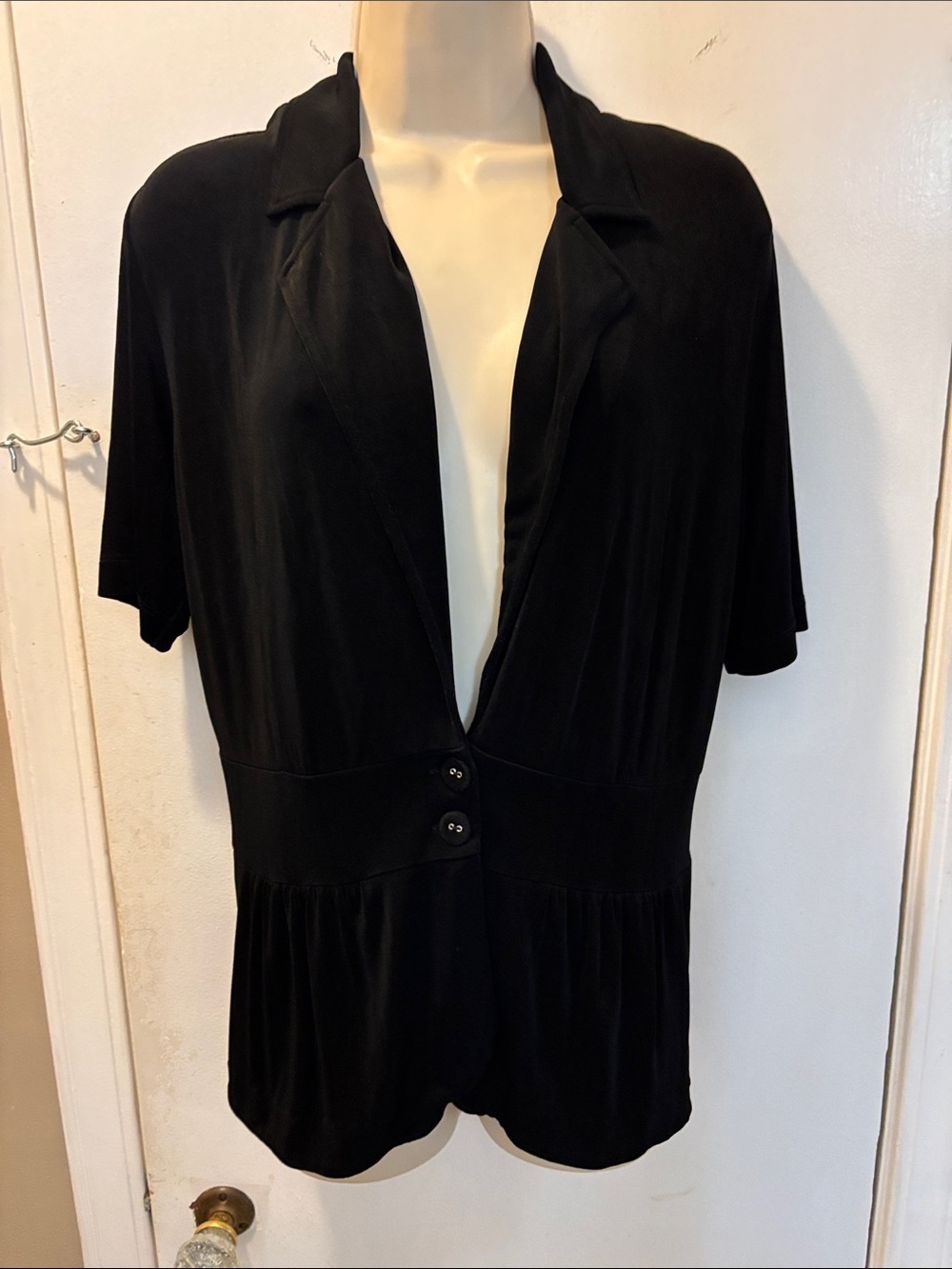 Chico’s 1 medium S/S Button Jersey knit jacket 26-346